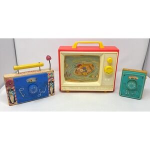VTG FISHER PRICE Two Tune Music Box TV 1966 TV-Radio Pocket Radio
